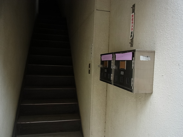 ３階に２世帯のみ